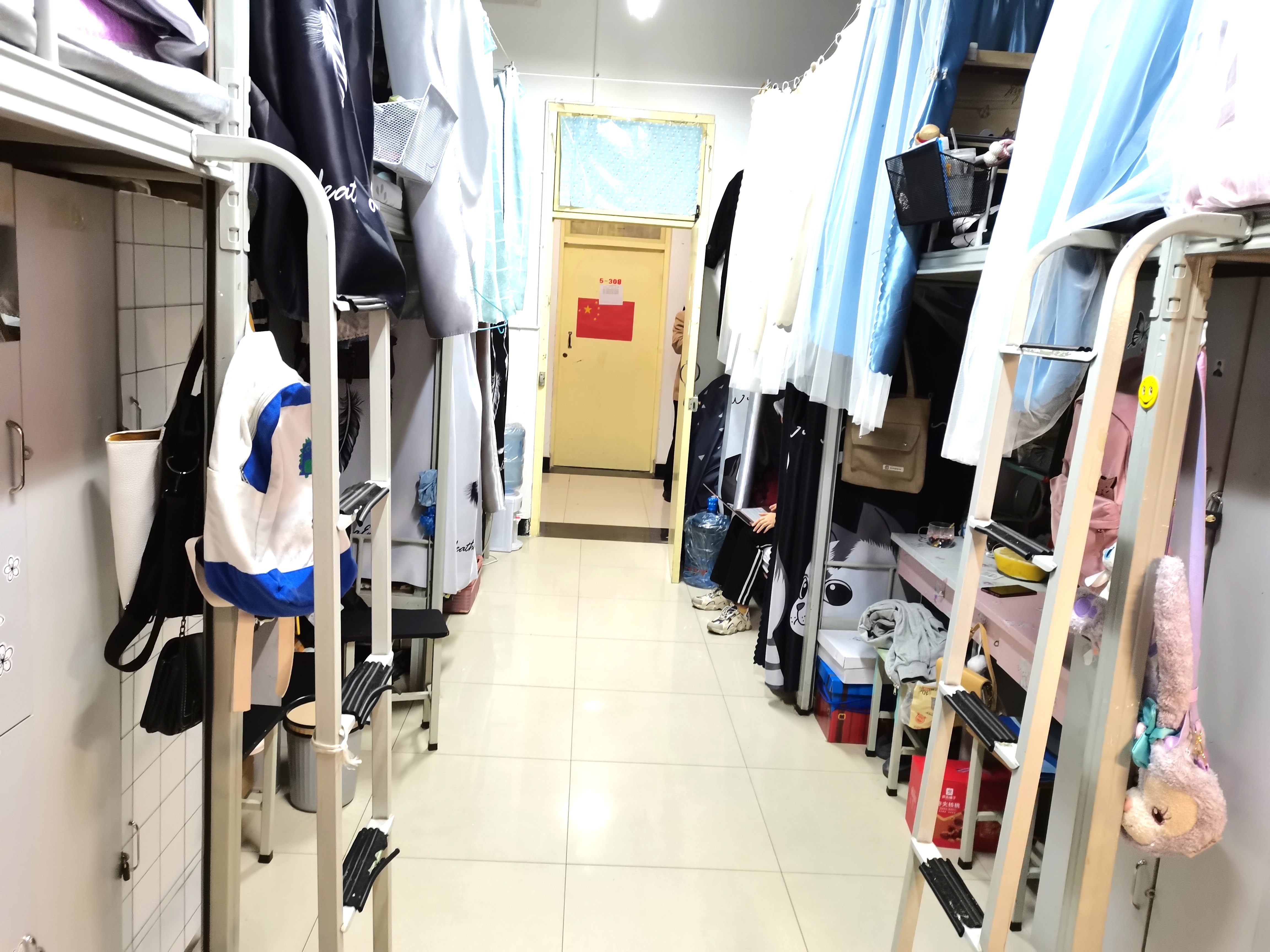 开展冬季学生宿舍安全卫生第二次大排查-经济与管理学院—安康学院